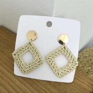 Cream Diamond Rattan Woven Earrings Gold Tone Detail Boho Coastal Cowgirl Simple